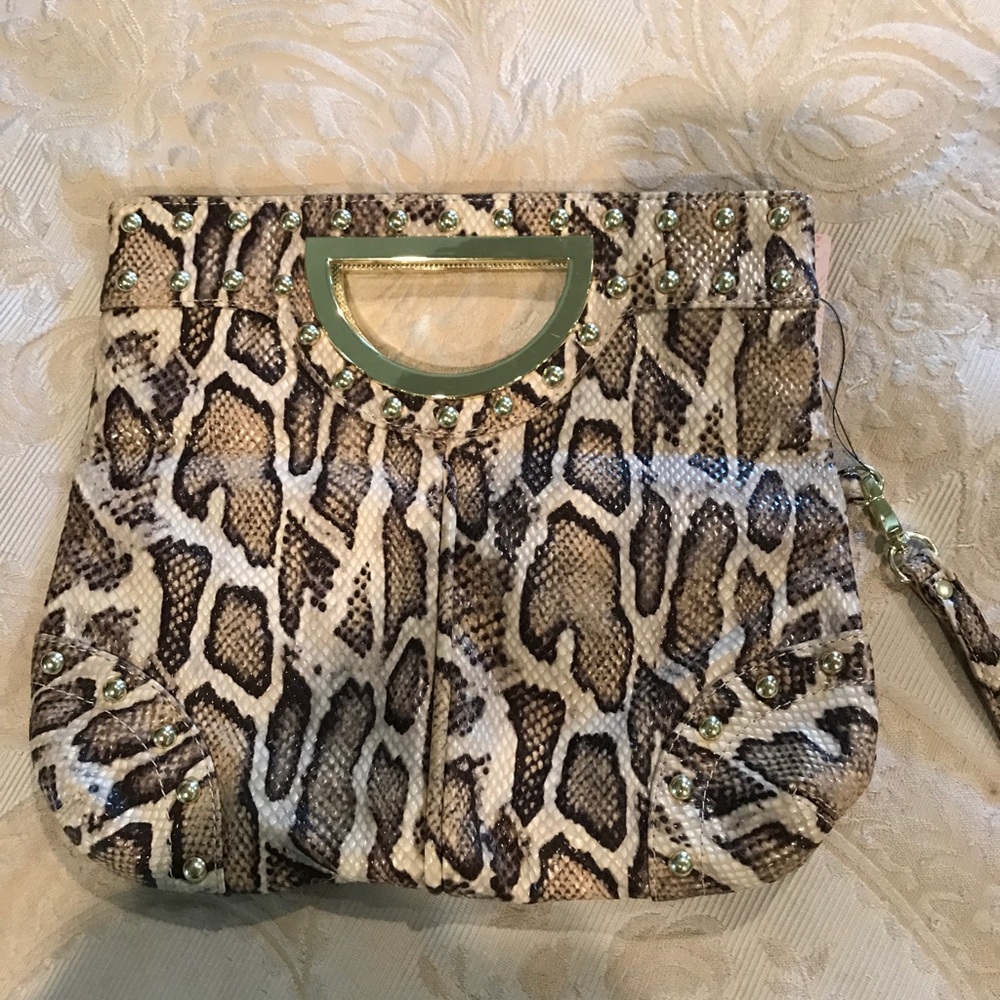 Chinese Laundry clutch